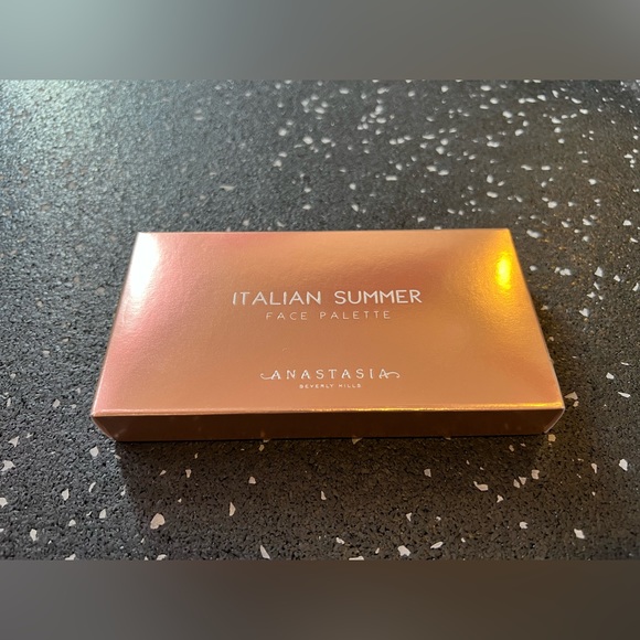 ANASTASIA BEVERLY HILLS | Italian Summer Face Palette | Bronze, Highlight, Blush - Picture 8 of 13